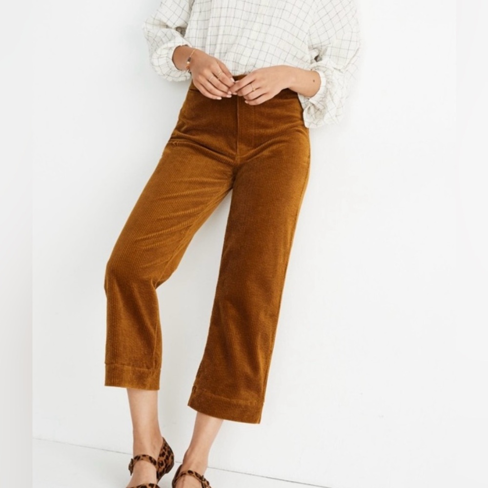 Madewell Slim Emmett Wide Leg Crop Pant
Corduroy